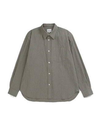 Oversized skjorte, oliven stribet fra Norse Projects